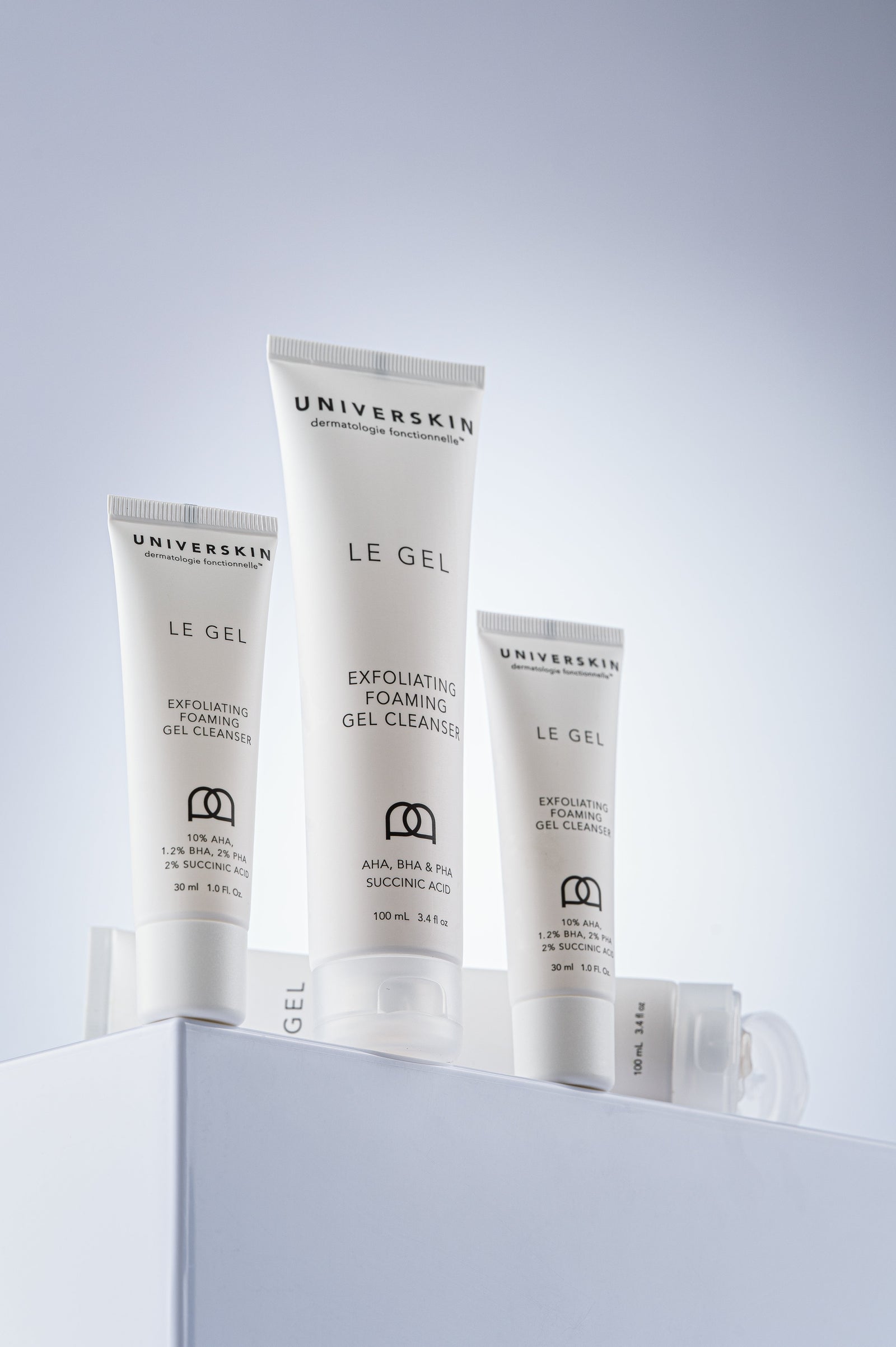 Universkin The Gel active ingredient composition